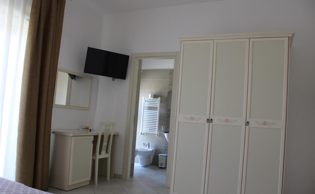 Afrodite Hotel Scalea Exterior photo